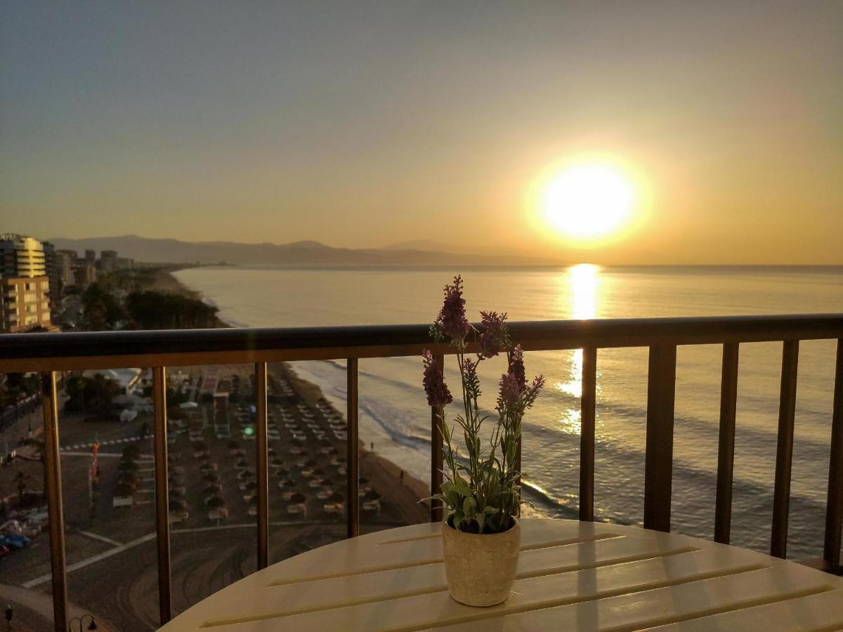 Appartamento Spectacular Sea Views Torremolinos Esterno foto