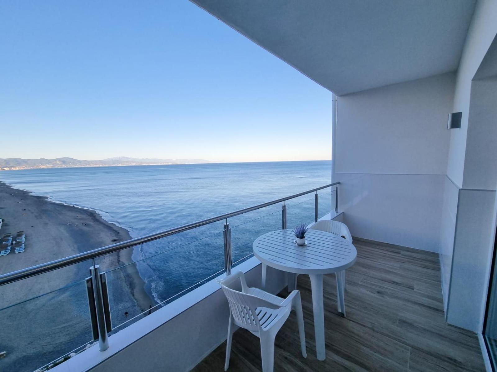 Appartamento Spectacular Sea Views Torremolinos Esterno foto